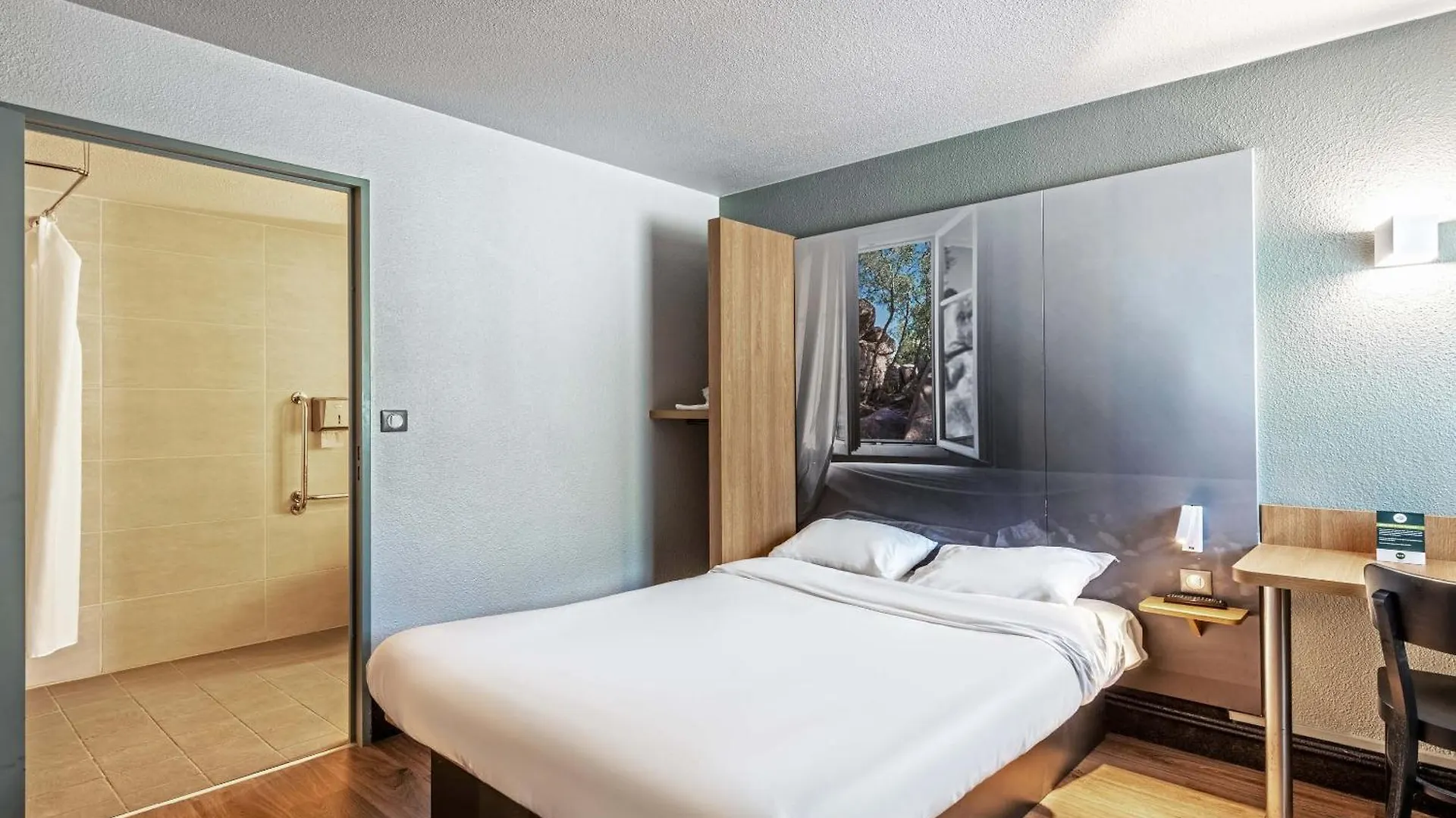 B&B Hôtel Morlaix Saint-Martin-des-Champs  France