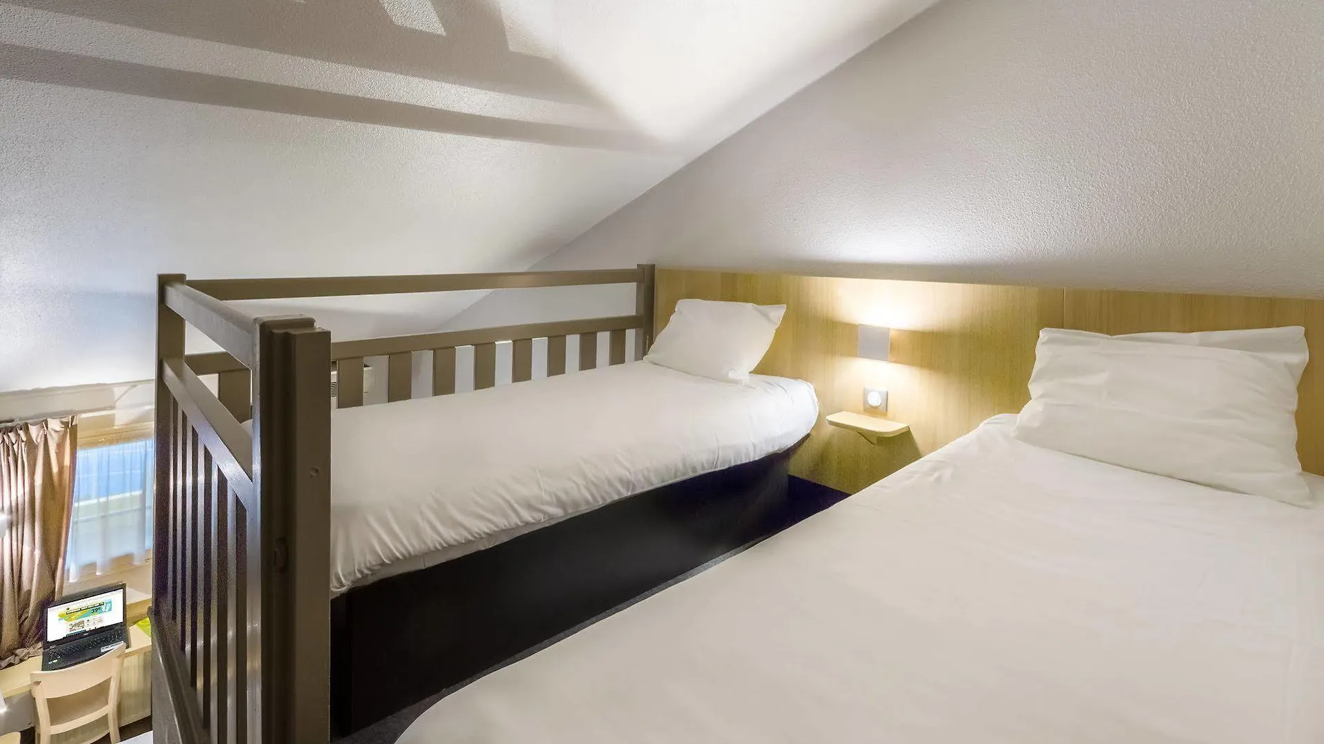 B&B Hôtel Morlaix Saint-Martin-des-Champs  France