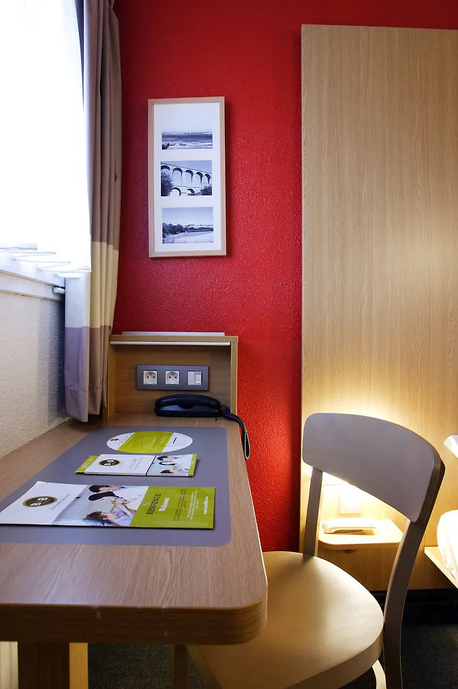 B&B Hotel Morlaix Saint-Martin-des-Champs